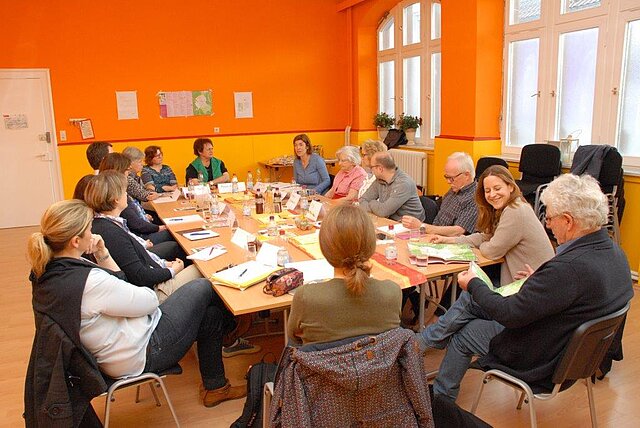 Nachbarschaftsgespräche in Büchenbronn