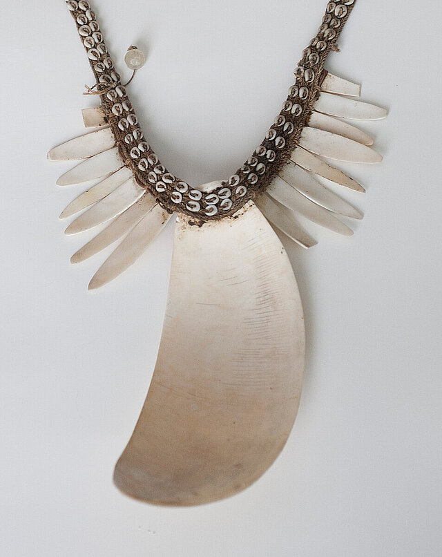 Necklace, New Guinea, Eva and Peter Herion Collection, Photo Petra Jaschke