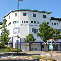 Außenansicht Heinrich-Wieland-Schule