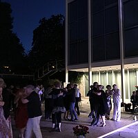 Open-Air-Tango im Innenhof des Reuchlinhauses