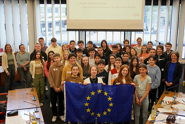 Planspiel bringt Schülerinnen und Schülern EU-Politik nahe 
