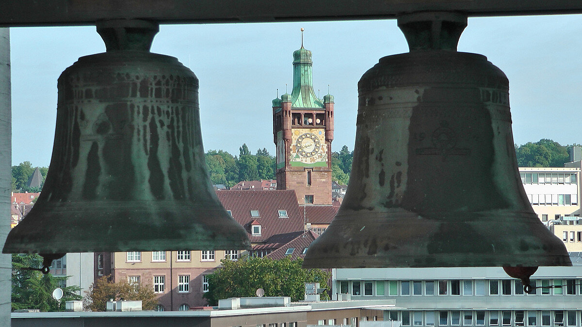 Bild: Ansicht Glockenspiel vom Rathausdach aus
