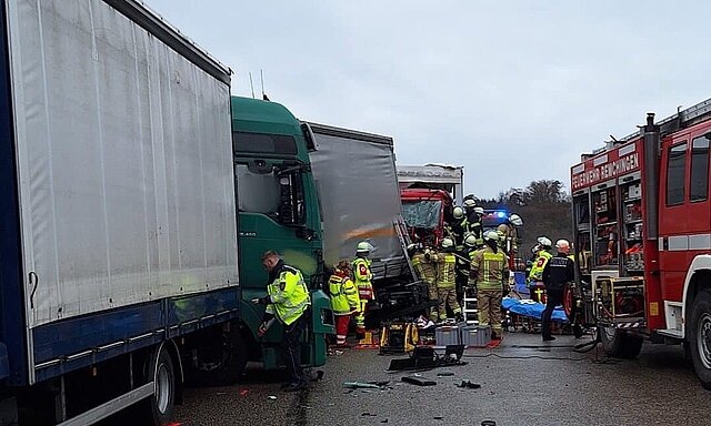 Unfall BAB 4 LKW