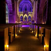 Zur Nacht - Kirchenführung bei Kerzenschein Zur Nacht - Kirchenführung bei Kerzenschein