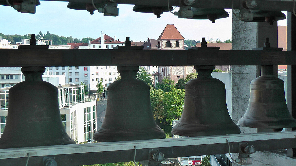 Bild: Ansicht Glockenspiel vom Rathausdach aus