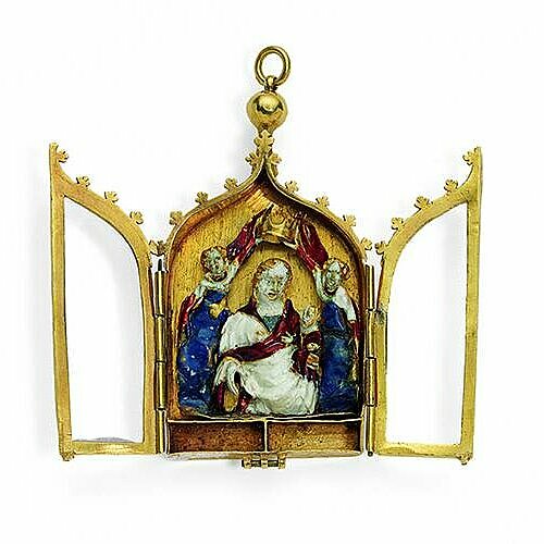 Reliquiary pendant, burgundian, about 1400, On permanent loan from the Ministry of Science, Research and the Arts, Baden-Württemberg, photo Günter Meyer Reliquiary pendant, burgundian, about 1400, On permanent loan from the Ministry of Science, Research and the Arts, Baden-Württemberg, photo Günter Meyer