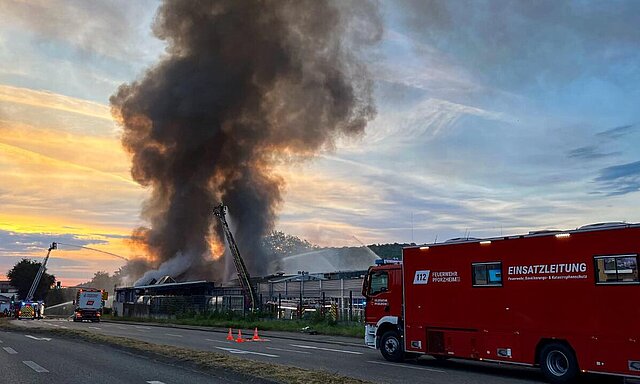 Großbrand Eutinger Straße