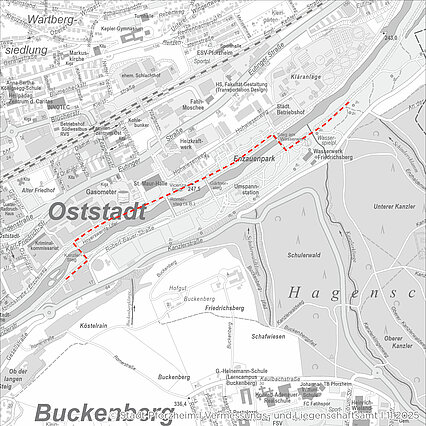 Radfahrende auf der Südseite der Enz müssen stadtauswärts über den Kanzlersteg auf die Nordseite der Enz wechseln. Über den Steg am Wasserweg kann zurück auf die Südseite gefahren werden. - copyright:Stadt Pforzheim