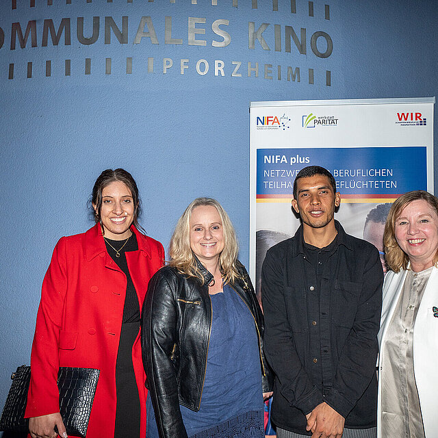 Von links nach rechts: Hannah Dittrich, Fabiana Reinhardt, Naieb Hakimi und Integrationsbeauftragte Anita Gondek - copyright:ton-bild-schau