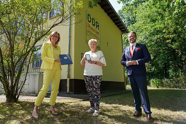 Bundesverdienstkreuzverleihung Giesela Lotz Bundesverdienstkreuzverleihung Giesela Lotz