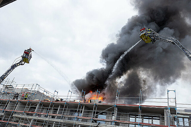 Großbrand Tunnelstraße