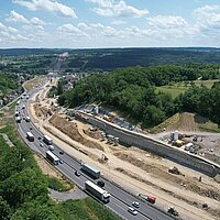 Autobahn 8