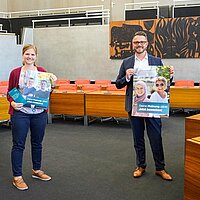 Mirjam Bußmann und Oberbürgermeister Peter Boch