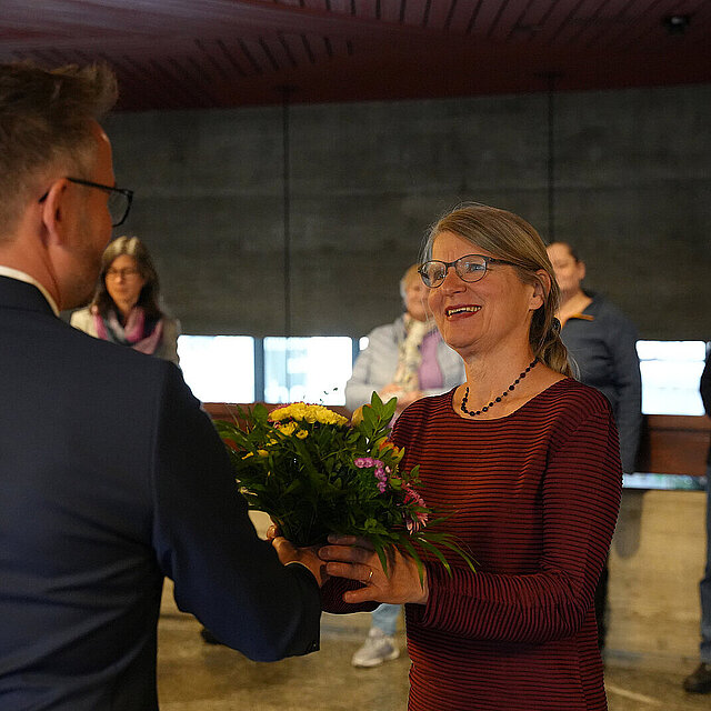  - copyright:Ella Martin