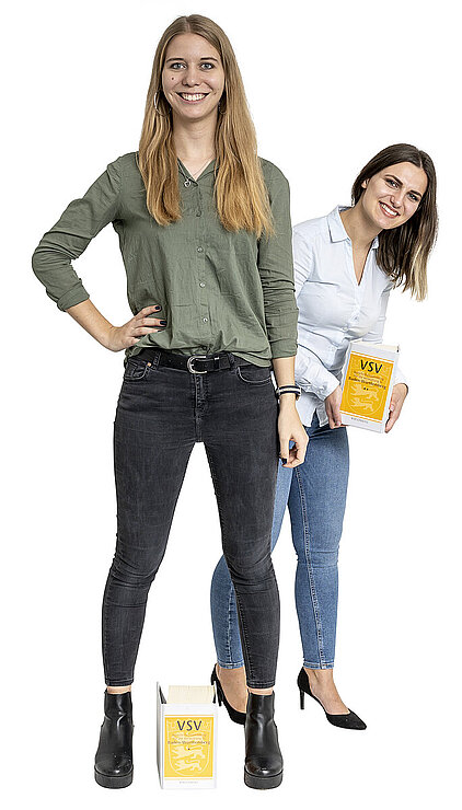 Zwei Auszubildende B.A. Public Management