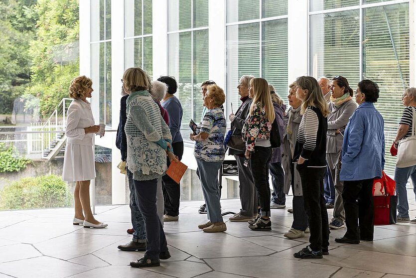 Führung im Schmuckmuseum Pforzheim, Foto Winfried Reinhardt - copyright: SMP - Ersteller: Winfried Reinhardt