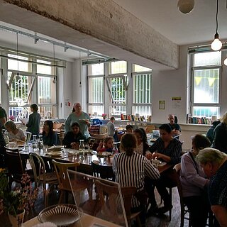 Mittagessen für die Nachbarn QuarZ West