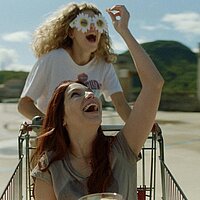 Girls don't cry Schulkino Girls don't cry Schulkino