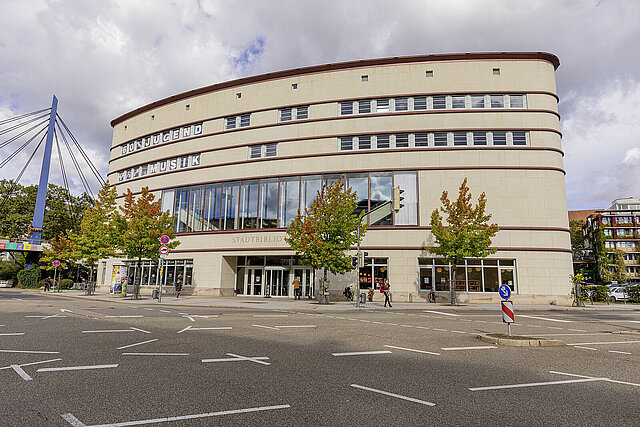 Gebäude Stadtbibliothek - copyright:Daniel Foltin, Ines Neumann