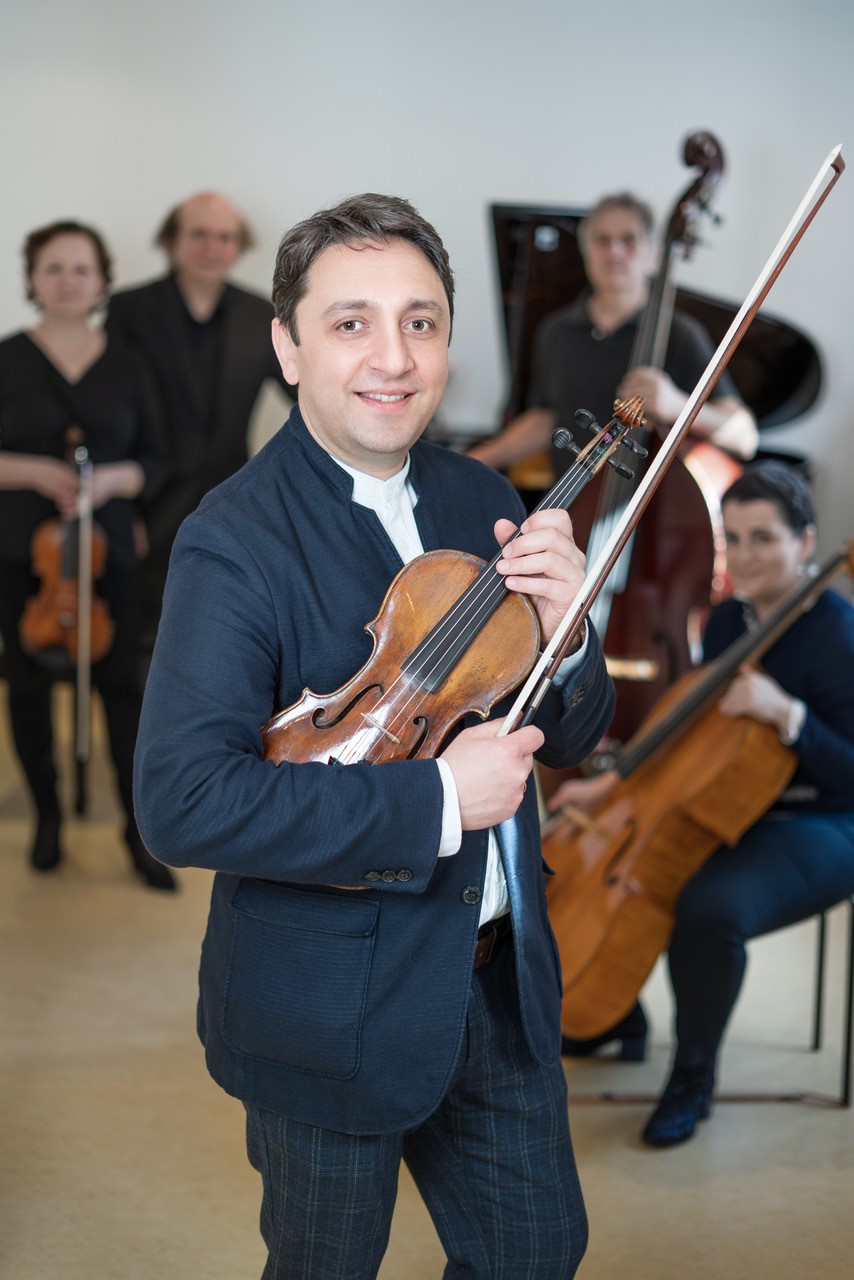 Living together in diversity: Claudiu Rupa Picture Living together in diversity: Claudiu Rupa Picture - copyright:ton-bild-schau