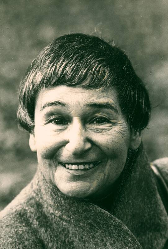 Foto: Laura Perls um 1975 (Stadtarchiv Pforzheim, N199-29, Foto: Leslie Gold)